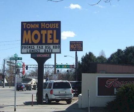 Town House Motor Inn Worland Экстерьер фото